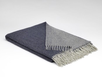BLANKET SUPERSOFT LAMBSWOOL - NAVY  AND APPLE
